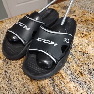 CCM Black Slide Sandals Size 9 / 10 ID 88